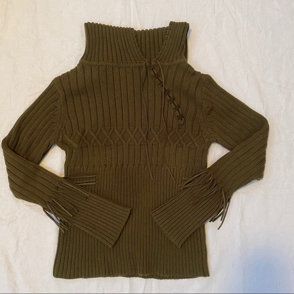 super unique forest green knit sweater